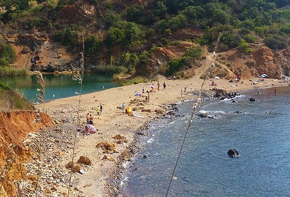 terranera beach lake