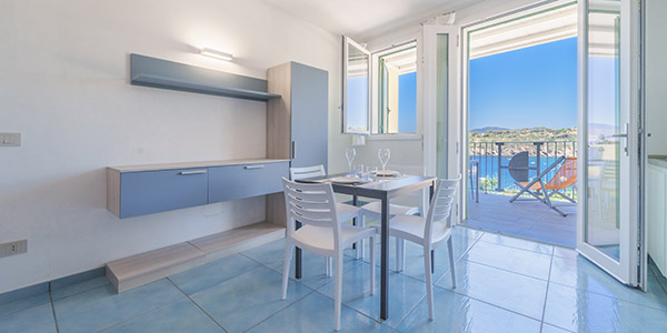 appartamenti vista mare a Capoliveri, sulla spiaggia di Pareti appartamento hotel dino