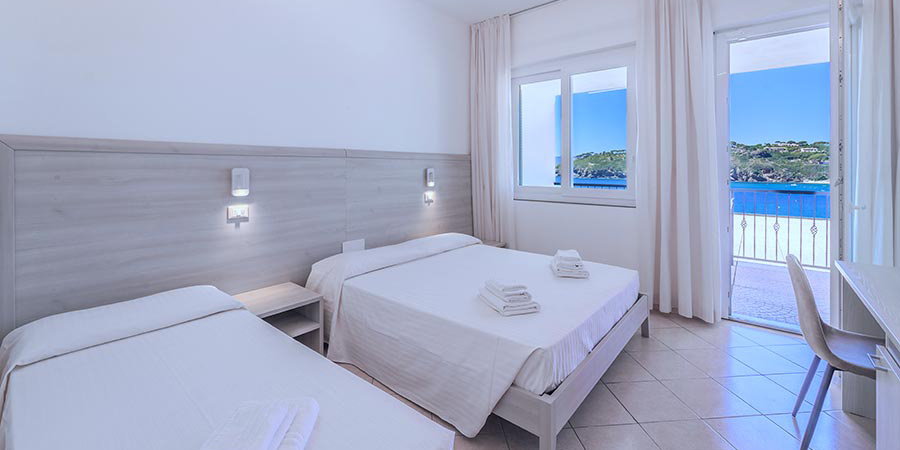 Camere vista mare dell'Hotel Dino a Capoliveri