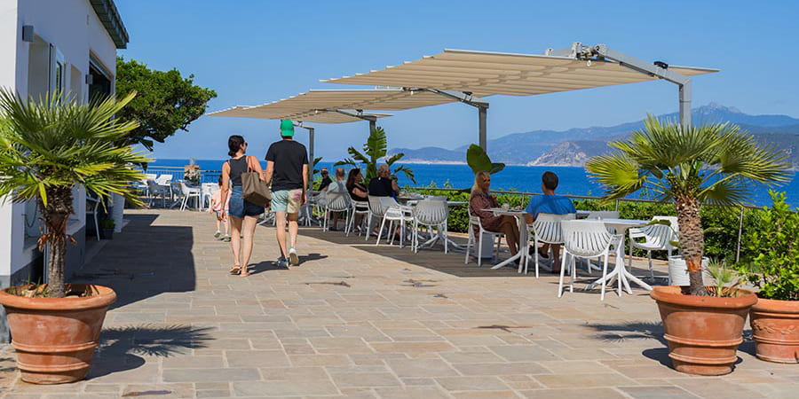Terrazza panoramica del ristorante dell'Hotel Dino