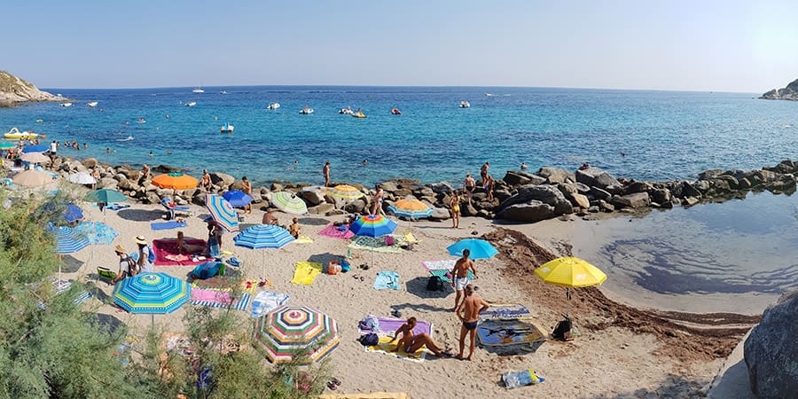 La Spiaggia di Sant'Andrea vicino all'Hotel Cernia