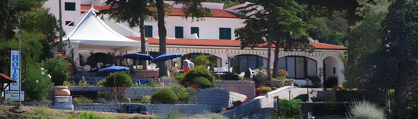 Hotel Belmare Patresi Isola d'Elba Hotel Belmare a Patresi con vista sul mare all'Isola d'Elba