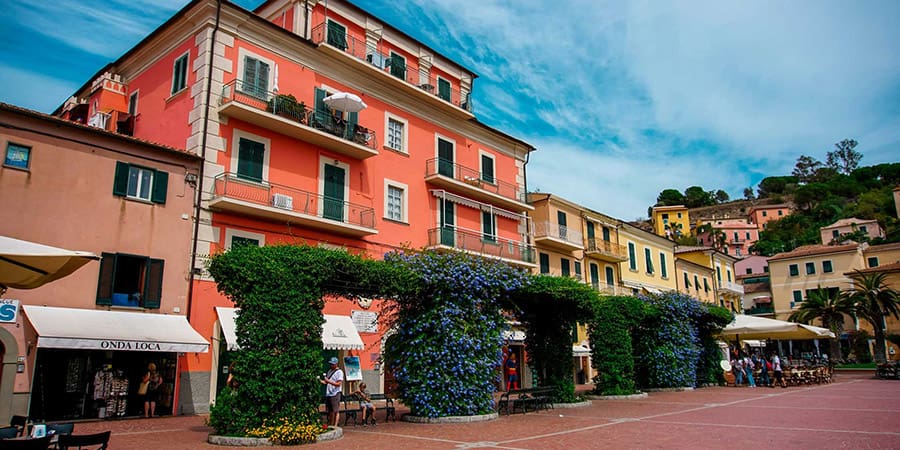 Posizione dell'Hotel Bel Tramonto tra Porto Azzurro e Capoliveri