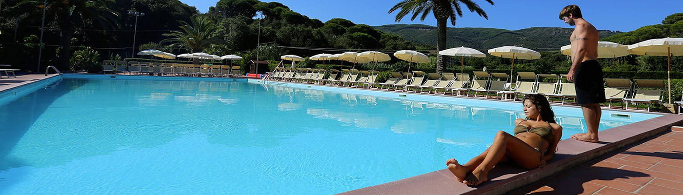 Hotel Residence Le Acacie Capoliveri Isola d'Elba Hotel Residence Le Acacie direttamente sulla Spiaggia di Naregno a Capoliveri Isola d'Elba