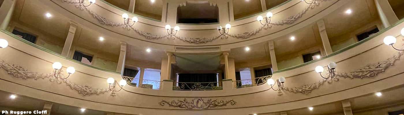 Il teatro dei Vigilanti a Portoferraio, intitolato a Renato Cioni teatro dei vigilanti