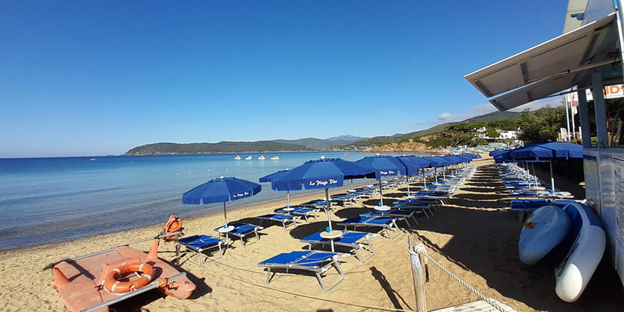 Zona attrezzata dello stabilimento balneare La Plage d'Or a Lido di Capoliveri